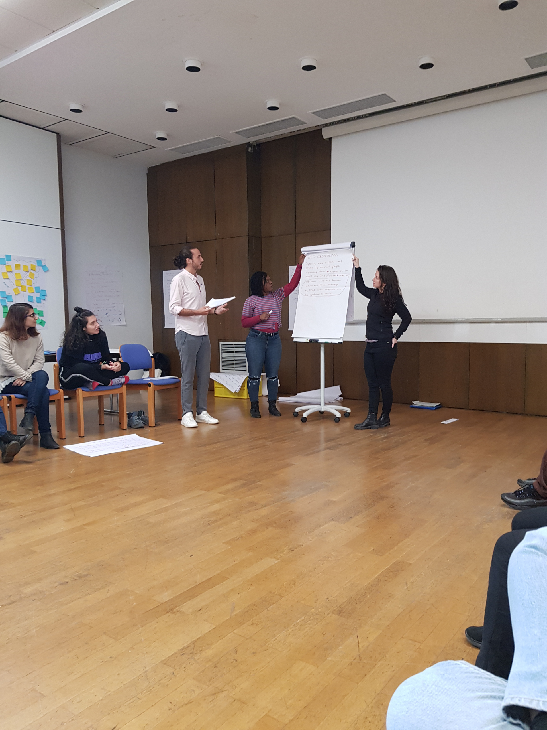 Discussion at the decolonisation training in Vienna October 2022